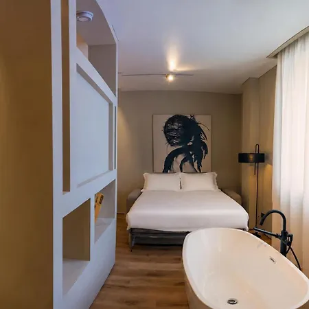 Bed and breakfast Campi Diomedei 4*